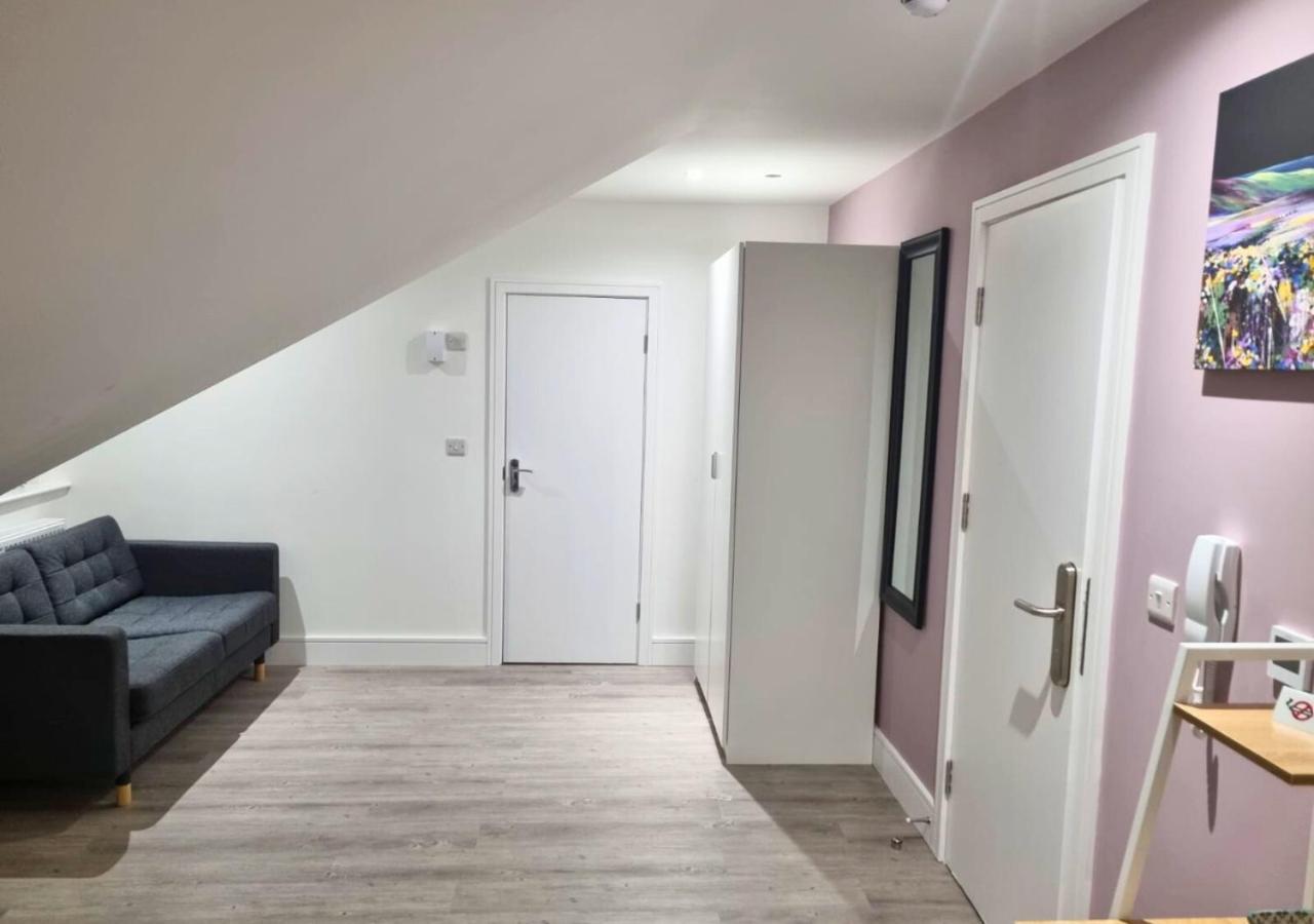 The Coppice Apartment Watford  Exterior photo