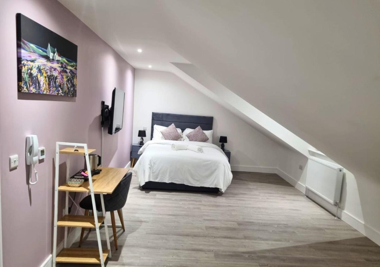 The Coppice Apartment Watford  Exterior photo